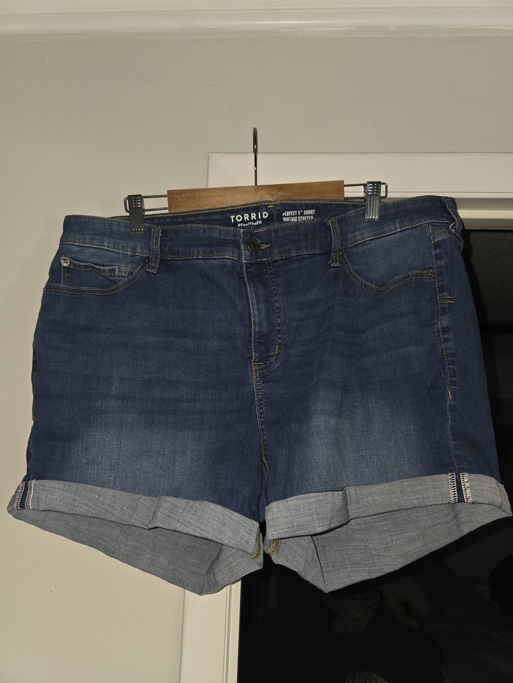 Torrid medium blue cuffed denim shorts